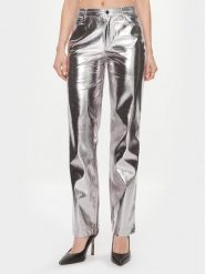 Guess Spodnie z imitacji skóry W4RB33 WFWP0 Srebrny Regular Fit. Szare spodnie materiałowe damskie Guess, xs, z aplikacjami, ze skóry. Za 719.99 zł.