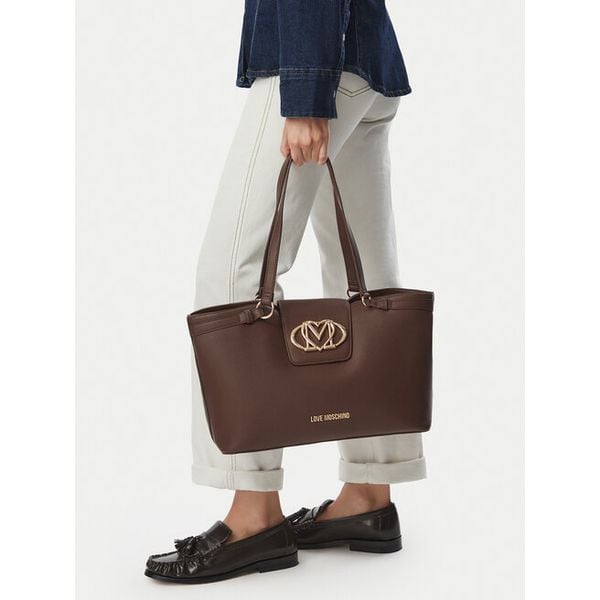 Torebka LOVE MOSCHINO. Brązowe torebki do ręki damskie Love Moschino, bez wzorów, bez dodatków. Za 1,009.00 zł.