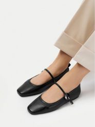 MEXX Baleriny EO-CC2553-1 Czarny. Czarne baleriny damskie Mexx, bez wzorów, ze skóry, bez obcasa. Za 269.99 zł.