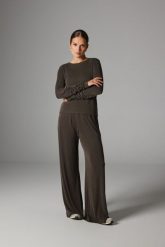 SPODNIE BEVERLY SZARO-BRĄZOWE S - Flawless. Szare spodnie materiałowe damskie Flawless, s, bez wzorów, z gumy. Za 369.00 zł.