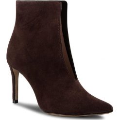 Botki L37 - Hot Star Z20 Brązowy. Brązowe botki damskie L37, ze skóry, bez obcasa, na obcasie. W wyprzedaży za 349.00 zł.
