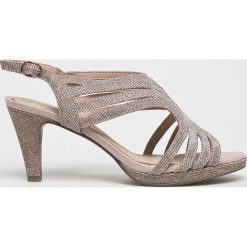 Marco Tozzi - Sandały. Czerwone sandały damskie Marco Tozzi, bez wzorów, z materiału, bez obcasa, na obcasie, bez zapięcia. W wyprzedaży za 129.90 zł.
