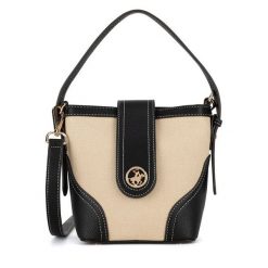 Torebka Beverly Hills Polo Club. Czarne torebki do ręki damskie Beverly Hills Polo Club, bez wzorów, klasyczne, bez dodatków. Za 179.99 zł.
