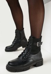 Czarne Botki Workery w Rockowym Stylu z Ozdobną Sprzączką Elviratte. Czarne botki damskie Born2be, bez obcasa, na płaskiej podeszwie, bez zapięcia. Za 159.99 zł.