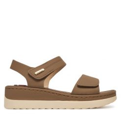 Sandały Go Soft. Brązowe sandały damskie GO SOFT, bez wzorów, bez obcasa, na koturnie, bez zapięcia. Za 109.99 zł.