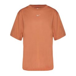 Koszulka damska Nike Sportswear Essential. Białe koszulki sportowe damskie Nike, xl, bez wzorów, bez kołnierzyka, bez ramiączek. Za 119.99 zł.