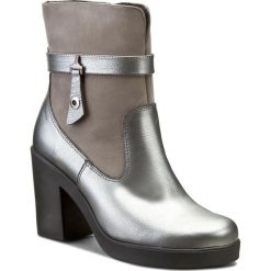 Botki ANN MEX - 7585 11GSR+11W Szary. Szare botki damskie Ann Mex, z nubiku, bez obcasa, na obcasie. W wyprzedaży za 259.00 zł.