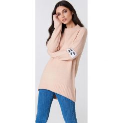 Rut&Circle Sweter Winnie - Pink. Swetry damskie marki Rut&Circle. W wyprzedaży za 70.97 zł.