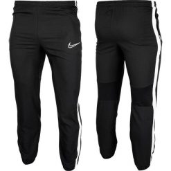 Spodnie Sportowe męskie Nike NK Dry Academy Pant. Czarne spodnie sportowe męskie Nike, m, bez wzorów, z dresówki, do piłki nożnej, dri-fit (nike). Za 167.84 zł.
