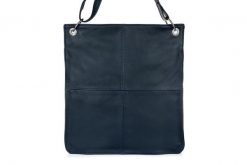 Damska skórzana na ramię torebka Beltimore skóra granatowa 972. Torby na ramię damskie bez wzorów, ze skóry, bez dodatków. Za 219.90 zł.