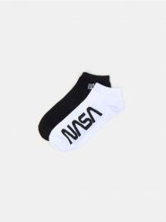 Skarpetki 2 pack NASA - wielobarwny. Skarpety męskie Sinsay, bez wzorów. W wyprzedaży za 7.99 zł.