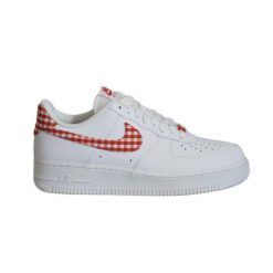 Buty sportowe Nike Air Force 1 '07 LOW White Mystic Red. Białe obuwie sportowe damskie Nike, bez wzorów, do biegania, Nike Air Force. Za 469.99 zł.