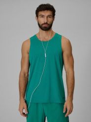 4F Koszulka do biegania regular szybkoschnąca męska - zielona M. Zielone koszulki sportowe męskie 4f, m, bez wzorów, bez kołnierzyka. Za 119.99 zł.