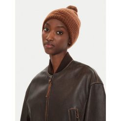 Czapka Calvin Klein. Brązowe czapki i kapelusze damskie Calvin Klein, na zimę, bez wzorów. Za 249.99 zł.