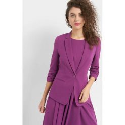 Taliowany żakiet. Fioletowe żakiety damskie Orsay, z elastanu. Za 169.99 zł.