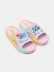 Klapki Lilo & Stitch - wielobarwny. Klapki damskie Sinsay, bez wzorów, bez obcasa. Za 39.99 zł.
