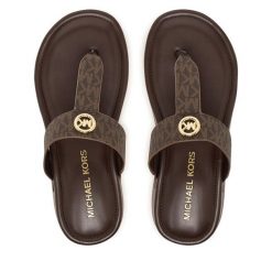 Japonki MICHAEL Michael Kors. Brązowe klapki damskie MICHAEL Michael Kors, bez wzorów, bez obcasa. Za 479.99 zł.