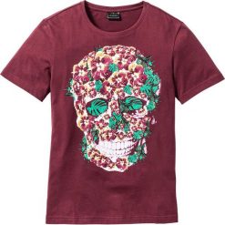 T-shirt Slim Fit bonprix bordowy z nadrukiem. T-shirty męskie bonprix. Za 37.99 zł.