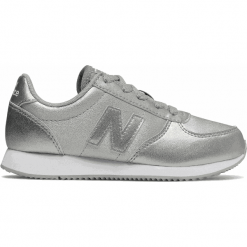 New Balance KL220GIY. Szare buty sportowe chłopięce New Balance, z materiału. Za 249.99 zł.