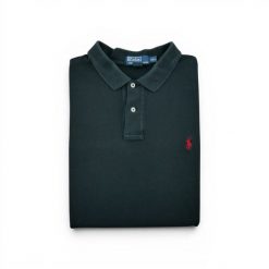 Second life - Polo Ralph Lauren koszulka męska z krótkim rękawem - Jak nowy. Czarne koszulki polo męskie Ralph Lauren, l, bez wzorów, z materiału, bez kołnierzyka, bez ramiączek, na golfa. Za 127.76 zł.