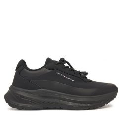 Sneakersy Tommy Hilfiger. Czarne trampki i tenisówki chłopięce Tommy Hilfiger, bez wzorów, bez zapięcia. Za 414.99 zł.