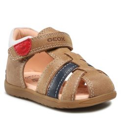 Sandały Geox. Brązowe sandały chłopięce Geox, bez zapięcia. Za 149.99 zł.
