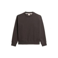 Damski luzny sweter Superdry Essential. Czarne swetry damskie Superdry., bez wzorów, bez kołnierzyka, bez ramiączek, bez kaptura. Za 332.10 zł.