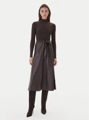 TWINSET Sukienka dzianinowa 252TT3560 Brązowy Slim Fit. Brązowe sukienki damskie Twinset, xs, bez wzorów, z dzianiny, bez kołnierzyka, bez ramiączek. Za 1,209.00 zł.