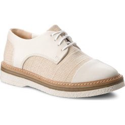 Oxfordy CLARKS - Zante Sienna 261326964 White Canvas. Półbuty damskie marki Clarks. W wyprzedaży za 249.00 zł.