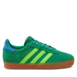 Sneakersy adidas. Zielone trampki i tenisówki chłopięce Adidas, bez wzorów, bez zapięcia. Za 189.99 zł.