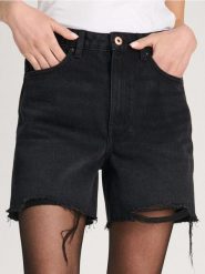 Szorty bermudy jeansowe z przetarciami - czarny. Czarne szorty damskie Sinsay, bez wzorów, z jeansu. Za 59.99 zł.