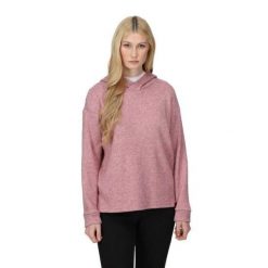 Bluza damska z kapturem Regatta Kassidy. Czerwone bluzy damskie Regatta, bez wzorów, z kapturem, trekkingowe. Za 256.50 zł.