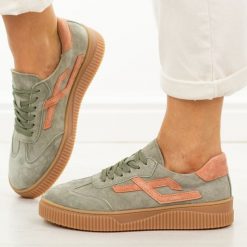 Multi skórzane półbuty damskie Cambell 40345. Półbuty damskie Cambell, na jesień, bez wzorów, z dresówki, casualowe, z okrągłym noskiem, bez obcasa, bez zapięcia. W wyprzedaży za 210.32 zł.