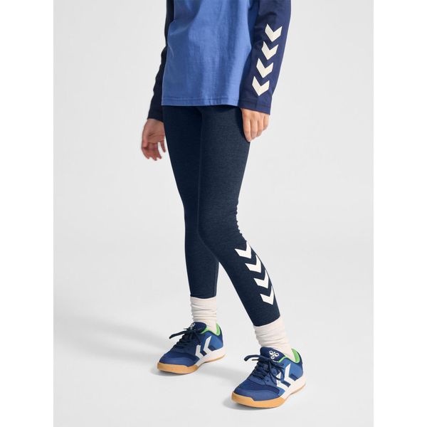 Dziewczęce legginsy z logo Hummel. Niebieskie spodnie sportowe dla dziewczynek Hummel, bez wzorów, na fitness i siłownię. Za 123.50 zł.