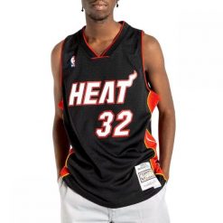 Koszulka męska do koszykówki Mitchell & Ness NBA Miami Heat Shaquille O`Neal. Czarne koszulki sportowe męskie Mitchell & Ness, m, bez wzorów, bez kołnierzyka, bez ramiączek, do koszykówki. Za 559.00 zł.