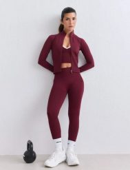 Damskie legginsy dłuższe, wysoki stan, invisible scrunch Shape Seamless bordowe. Czerwone legginsy damskie Aim'n, xs, bez wzorów, z dzianiny. Za 302.00 zł.