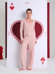 Piżama dwuczęściowa z domieszką wiskozy - różowy. Czerwone piżamy damskie Sinsay, l, bez wzorów, z wiskozy, bez ramiączek. Za 59.99 zł.