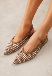 Brązowe Plecione Baleriny z Noskiem w Szpic i Odkrytą Piętą Safire. Brązowe baleriny damskie Born2be, bez wzorów, bez obcasa, na płaskiej podeszwie, bez zapięcia. Za 99.99 zł.