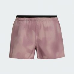 Szorty Terrex Multi Light. Fioletowe szorty sportowe damskie Adidas, l, bez wzorów, z materiału, klasyczne, z standardowym stanem, do biegania. Za 259.00 zł.