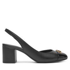 Sandały Michael Kors. Czarne sandały damskie Michael Kors, bez wzorów, bez obcasa, na słupku, bez zapięcia. Za 419.99 zł.