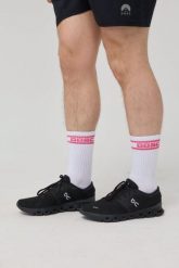 Skarpetki OOSC CREW - Różowe. Czerwone skarpety damskie OOSC, bez wzorów, z bawełny. Za 58.99 zł.