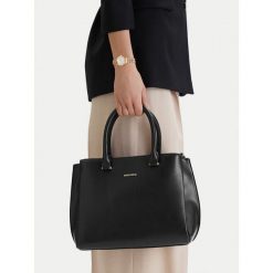 Torebka GINO ROSSI. Czarne torebki do ręki damskie Gino Rossi, bez wzorów, bez dodatków. Za 279.99 zł.