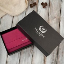 Portfel damski skórzany różowy duży poziomy Paolo Peruzzi AL-01-PI. Czerwone portfele damskie Paolo Peruzzi, bez wzorów, ze skóry. Za 74.00 zł.