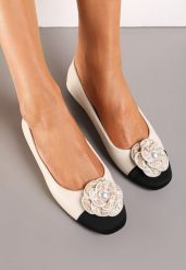 Beżowe Balerinki Ozdobione Kwiatkiem 3D i Perłą Ethere. Brązowe baleriny damskie Renee, bez wzorów, eleganckie, bez obcasa. Za 59.99 zł.