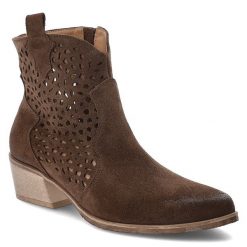 Czekoladowe Botki Armodo Stylowe Kowbojki Damskie. Brązowe kozaki damskie Armodo, z jeansu, bez obcasa. Za 365.99 zł.