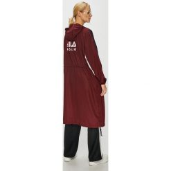 Fila - Kurtka. Brązowe kurtki damskie Fila, z poliesteru. W wyprzedaży za 339.90 zł.