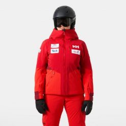 Damska kurtka narciarska Helly Hansen Kvitfjell Race. Czerwone kurtki damskie Helly Hansen, na zimę, bez wzorów, bez kaptura. W wyprzedaży za 2,298.50 zł.