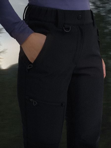 4F Spodnie trekkingowe damskie - czarne XL. Czarne spodnie materiałowe damskie 4f, s, bez wzorów. Za 399.99 zł.