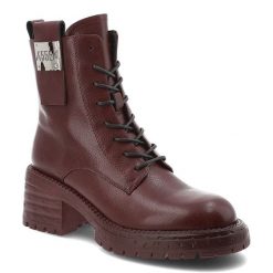 Bordowe Botki Artiker Modne Buty Damskie. Czerwone kozaki damskie Artiker, bez obcasa, na słupku. Za 305.99 zł.