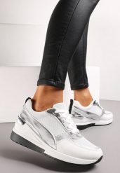 Białe Sneakersy na Koturnie z Metaliczną Wstawką Elisabene. Białe obuwie sportowe damskie Renee, bez wzorów, z jeansu. Za 99.99 zł.